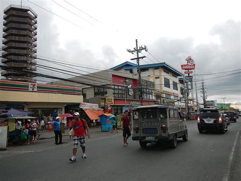 Trece Martires: Where to Go and What to Do.